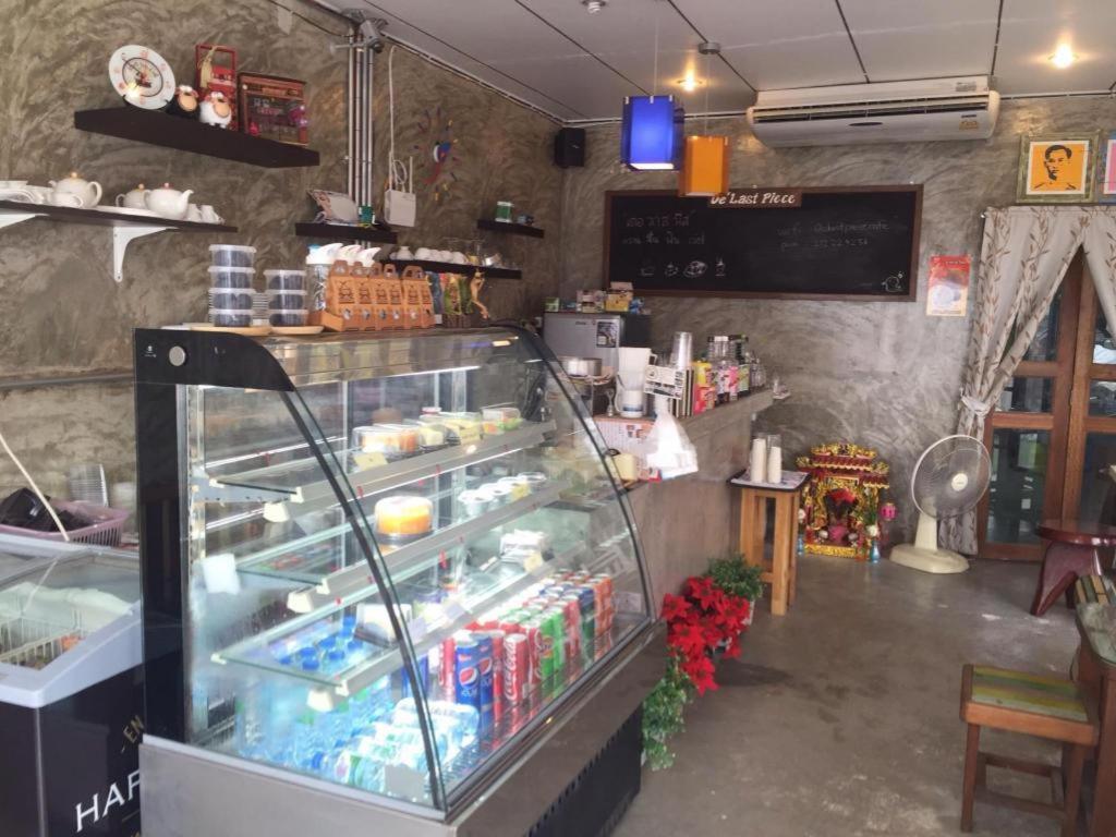 De Hostel Prachuap Khiri Khan Bagian luar foto